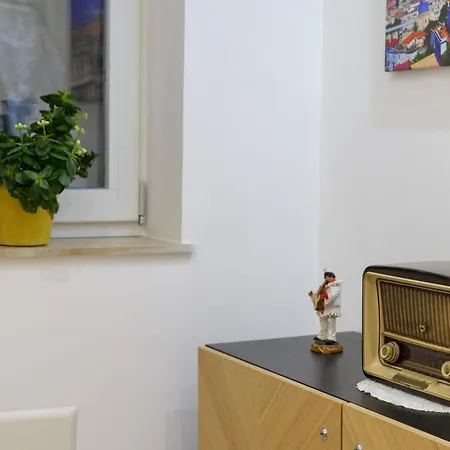 Palazzo Caracciolo D'arena Luxury Casa de hóspedes 4*