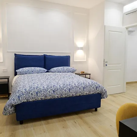 Casa de hóspedes Palazzo Caracciolo D'arena Luxury 4*